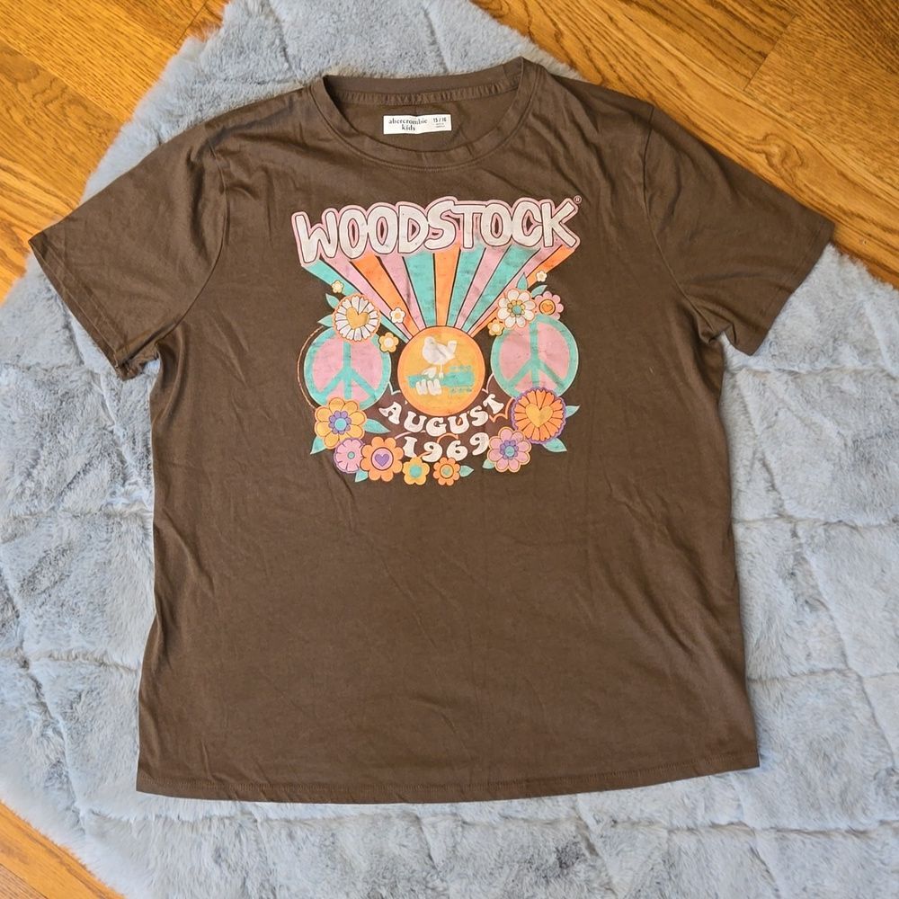 Abercrombie Kids Brown Graphic Shirt, Girls Size 15/16, Great Condition